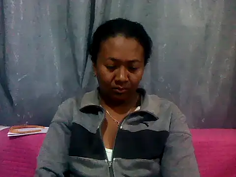 Snapshot of sexyladii chatting on September 2025 06:30:02 PM sexyladii online show from September 2025 06:30:02 PM