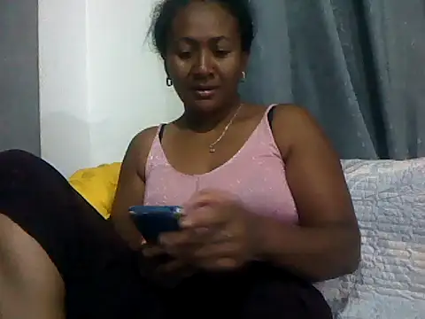 Snapshot of sexyladii chatting on November 2025 05:56:01 PM sexyladii online show from November 2025 05:56:01 PM