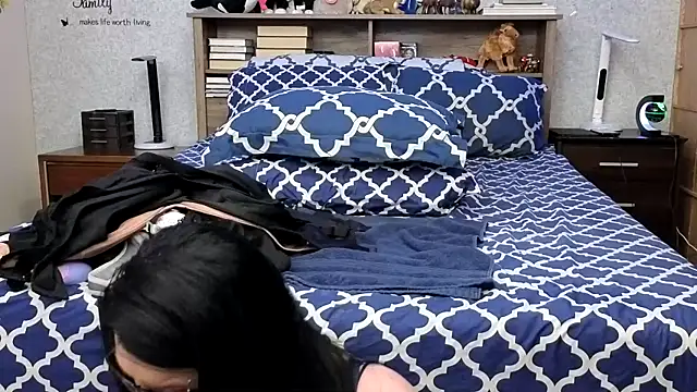 Rayna online show from February 2025 01:22:01 AM