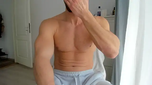 woolfiie online show from February 2025 09:03:01 AM