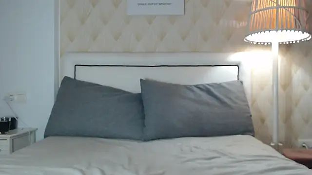 JessicaSteve online show from February 2026 06:59:02 PM