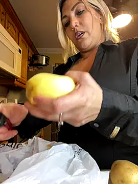 LittleMissEeve online show from November 2025 03:27:01 AM