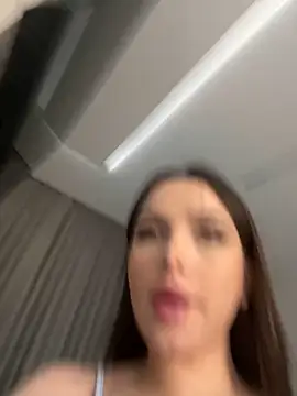 Snapshot of stefannichka chatting on December 2024 01:13:01 AM stefannichka online show from December 2024 01:13:01 AM