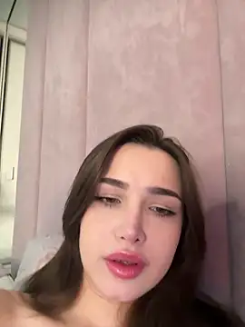 Snapshot of stefannichka chatting on February 2025 07:49:01 PM stefannichka online show from February 2025 07:49:01 PM