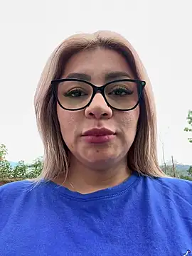 Snapshot of DIANITA_1988 chatting on January 2025 02:39:01 PM DIANITA 1988 online show from January 2025 02:39:01 PM