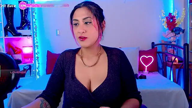 Snapshot of Annie_p chatting on May 2026 11:54:01 PM Annie p online show from May 2026 11:54:01 PM