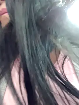 Snapshot of salomexlove_20 chatting on January 2025 12:02:02 PM salomexlove 20 online show from January 2025 12:02:02 PM