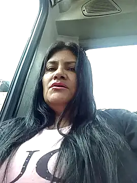 Snapshot of salomexlove_20 chatting on January 2025 12:05:02 PM salomexlove 20 online show from January 2025 12:05:02 PM