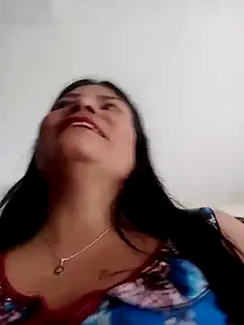 Snapshot of salomexlove_20 chatting on March 2025 01:40:02 PM salomexlove 20 online show from March 2025 01:40:02 PM