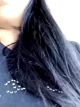 Snapshot of salomexlove_20 chatting on March 2025 01:15:02 PM salomexlove 20 online show from March 2025 01:15:02 PM