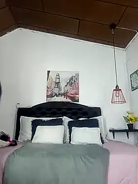 Snapshot of salomexlove_20 chatting on March 2025 01:07:02 PM salomexlove 20 online show from March 2025 01:07:02 PM