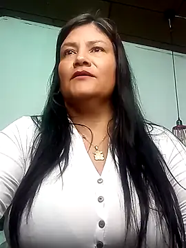 Snapshot of salomexlove_20 chatting on November 2025 01:21:02 PM salomexlove 20 online show from November 2025 01:21:02 PM