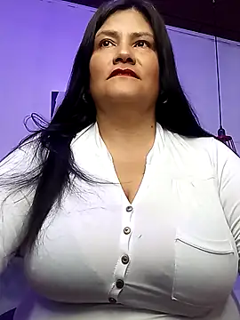 Snapshot of salomexlove_20 chatting on November 2025 01:22:01 PM salomexlove 20 online show from November 2025 01:22:01 PM