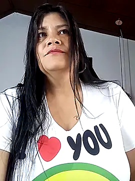 Snapshot of salomexlove_20 chatting on November 2025 06:19:01 AM salomexlove 20 online show from November 2025 06:19:01 AM