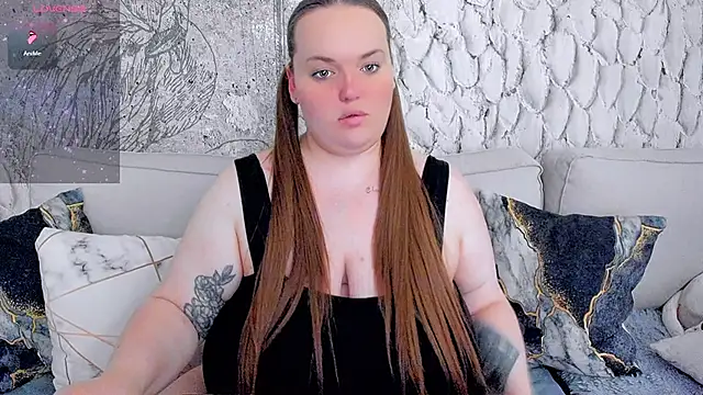 Snapshot of _MarryGirl_ chatting on December 2024 03:21:02 AM MarryGirl online show from December 2024 03:21:02 AM