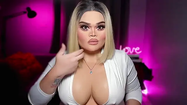 KarolinaThompson online show from February 2026 05:36:02 AM