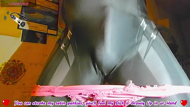 Snapshot of sexypenis75 chatting on October 2025 10:55:01 PM sexypenis75 online show from October 2025 10:55:01 PM