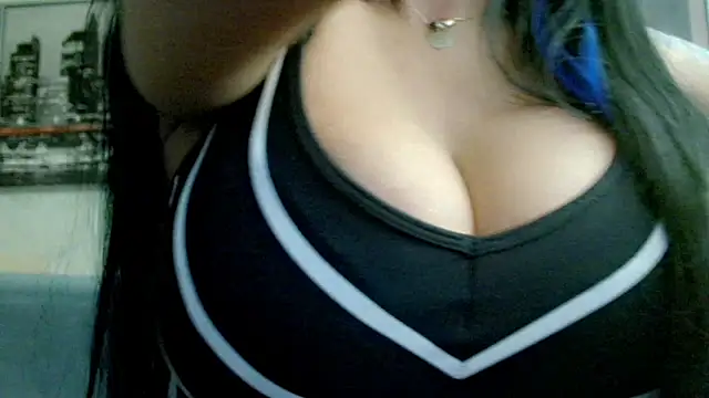 Snapshot of stormylana chatting on June 2026 07:51:02 AM stormylana online show from June 2026 07:51:02 AM