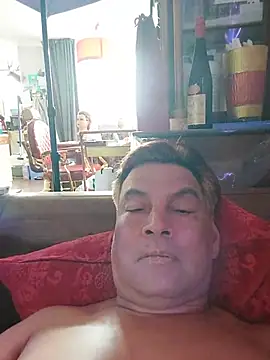 Snapshot of gayphotograper chatting on July 2026 05:20:01 PM gayphotograper online show from July 2026 05:20:01 PM