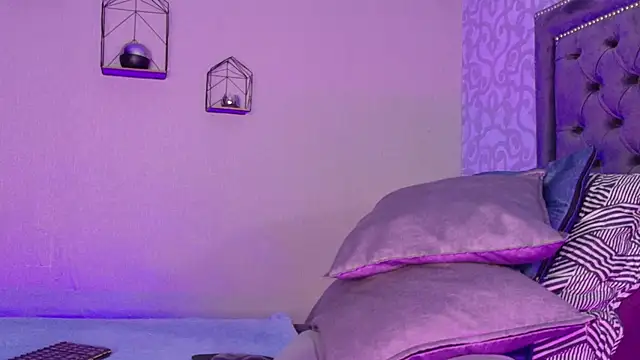 MariiePrice online show from January 2025 08:32:02 AM