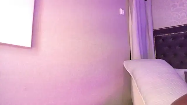 MariiePrice online show from October 2025 04:10:01 AM