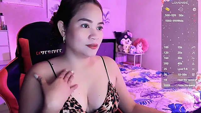 yenyen  online show from March 2026 01:32:02 AM