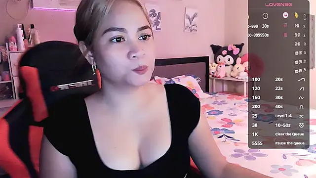yenyen  online show from June 2026 12:46:02 AM