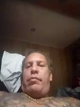 Snapshot of trucker1979 chatting on October 2025 12:44:02 AM trucker1979 online show from October 2025 12:44:02 AM