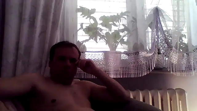 Snapshot of grzes19763 chatting on April 2026 12:47:02 PM grzes19763 online show from April 2026 12:47:02 PM