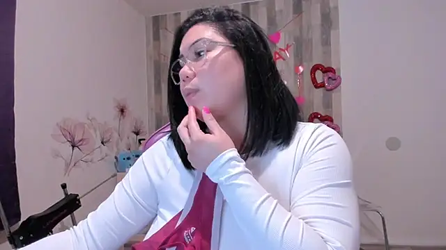 Snapshot of Bigt3ti chatting on February 2025 03:54:01 AM Bigt3ti online show from February 2025 03:54:01 AM