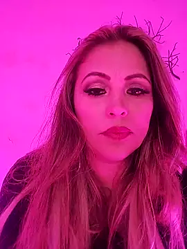 Snapshot of HadaFoster chatting on March 2025 07:59:01 AM HadaFoster online show from March 2025 07:59:01 AM