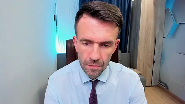 SteveTiger online show from October 2025 03:43:01 PM