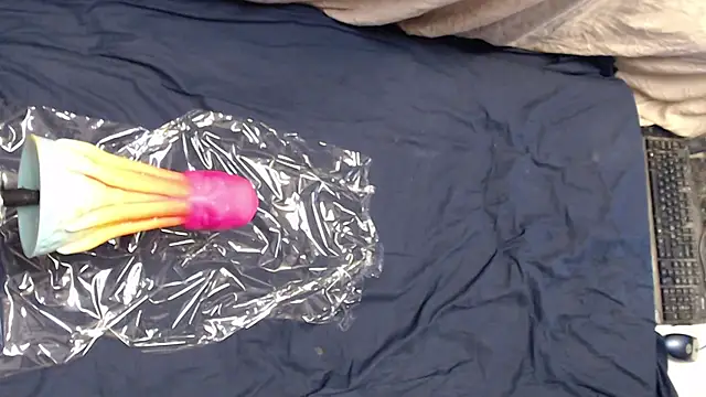 Snapshot of Ylvis88 chatting on December 2024 07:54:01 PM Ylvis88 online show from December 2024 07:54:01 PM