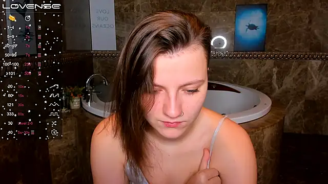 MelindaTin online show from December 2024 01:08:01 AM