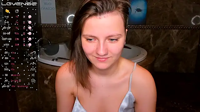 MelindaTin online show from December 2024 04:20:01 AM