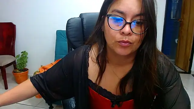Snapshot of Ixchel_Anaid chatting on February 2025 10:00:02 AM Ixchel Anaid online show from February 2025 10:00:02 AM