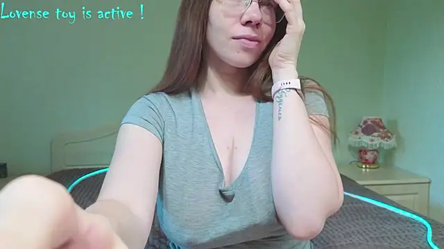 Snapshot of FairyTaylor chatting on June 2026 02:55:02 PM FairyTaylor online show from June 2026 02:55:02 PM