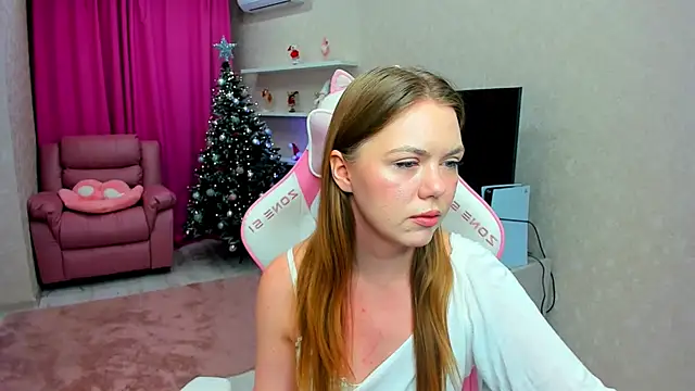 Snapshot of Strawberrye chatting on January 2026 03:31:01 AM Strawberrye online show from January 2026 03:31:01 AM