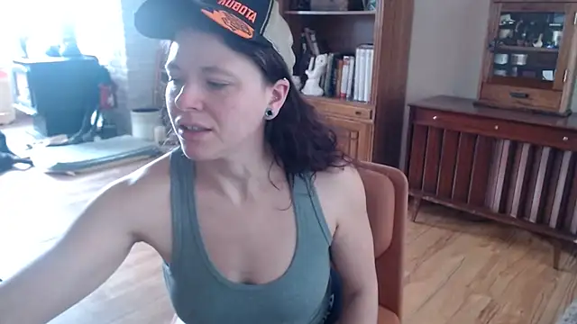 Snapshot of MarcyJones chatting on January 2025 05:31:02 PM MarcyJones online show from January 2025 05:31:02 PM