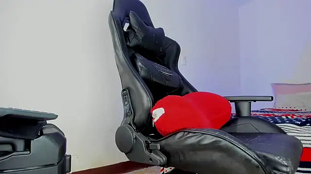 PIA GREAT online show from January 2025 05:00:01 AM