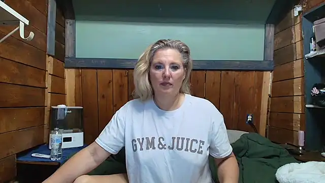 lisaxlovexxx online show from February 2026 04:57:02 PM