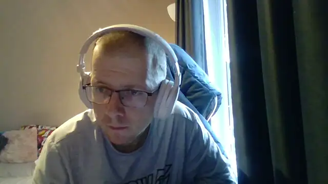 Snapshot of David250692 chatting on March 2026 08:48:01 AM David250692 online show from March 2026 08:48:01 AM
