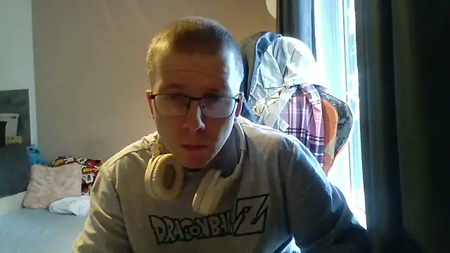 Snapshot of David250692 chatting on April 2026 12:17:01 PM David250692 online show from April 2026 12:17:01 PM