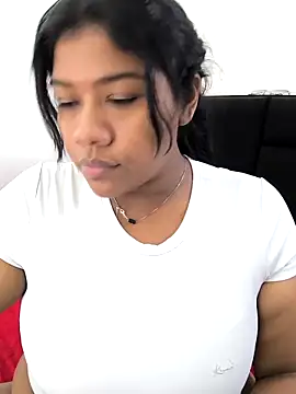 paola091 online show from March 2025 03:24:02 PM