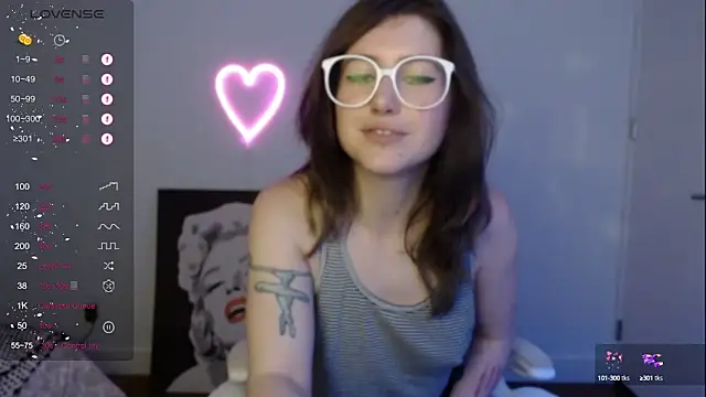 Snapshot of PlayfulApril chatting on December 2024 11:16:02 PM PlayfulApril online show from December 2024 11:16:02 PM