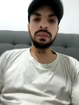 Snapshot of phellipestronda chatting on October 2025 08:26:02 AM phellipestronda online show from October 2025 08:26:02 AM