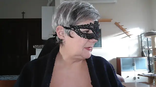 Snapshot of simona60 chatting on December 2024 01:57:02 PM simona60 online show from December 2024 01:57:02 PM