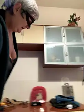 Snapshot of simona60 chatting on December 2024 02:09:01 PM simona60 online show from December 2024 02:09:01 PM