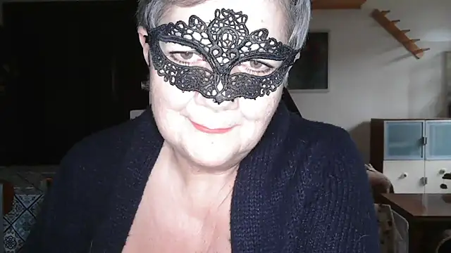 Snapshot of simona60 chatting on January 2025 02:14:02 PM simona60 online show from January 2025 02:14:02 PM