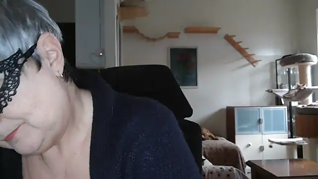 Snapshot of simona60 chatting on January 2025 01:58:01 PM simona60 online show from January 2025 01:58:01 PM